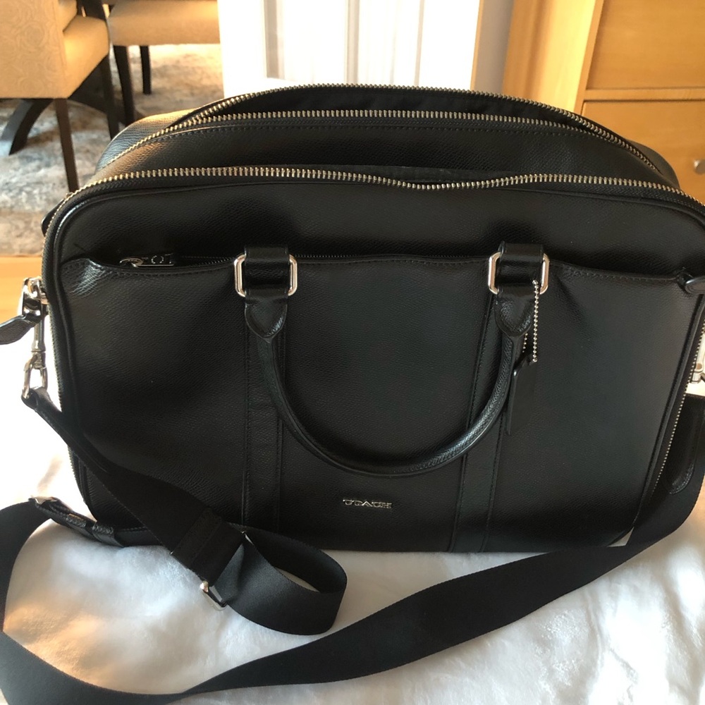 Coach Metropolitan Pebbled Leather Men's Laptop Bag with Detachable Strap
